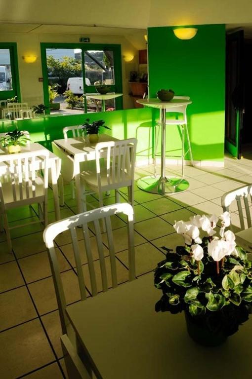 Lemon Hotel Avignon Rochefort Exterior photo