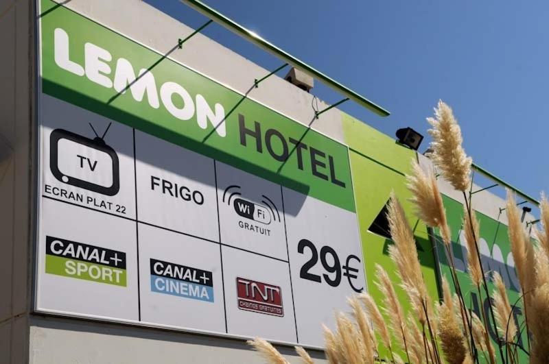 Lemon Hotel Avignon Rochefort Exterior photo