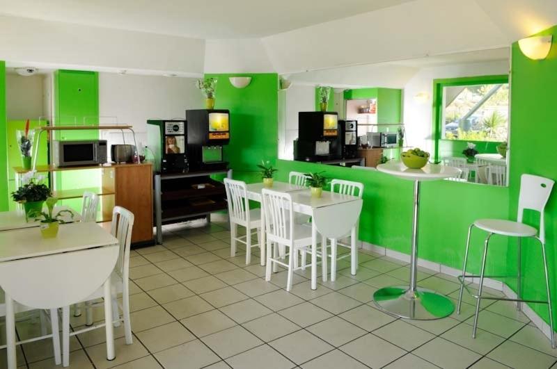 Lemon Hotel Avignon Rochefort Exterior photo